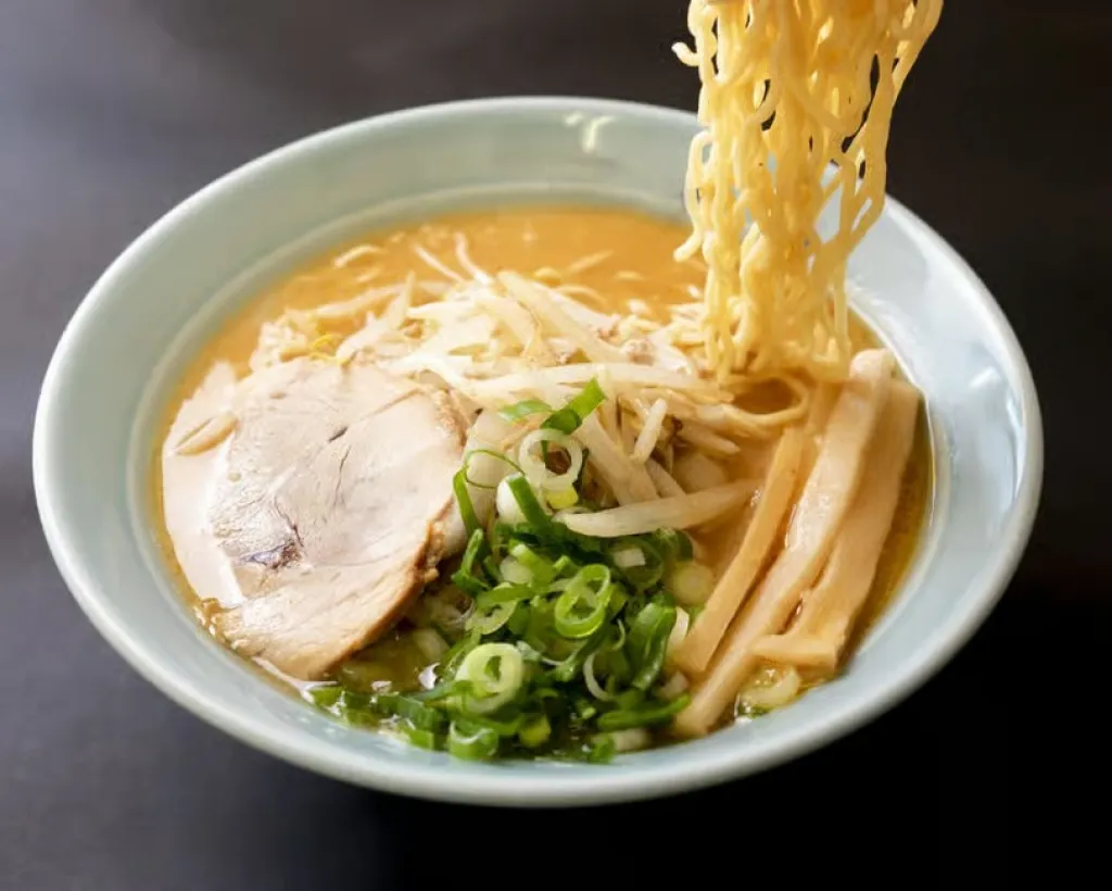 Kamakura (Ofuna) : Ramen Crawl Tour with a Local Guide#1