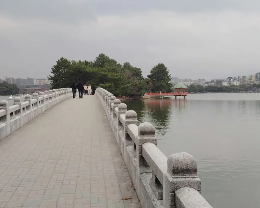 Fukuoka: Ohori Park Walking Tour with Guide#3