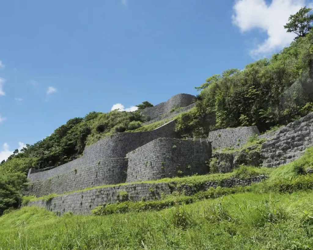 Okinawa: Urasoe Castle, Royal Tomb & War History Walk#2