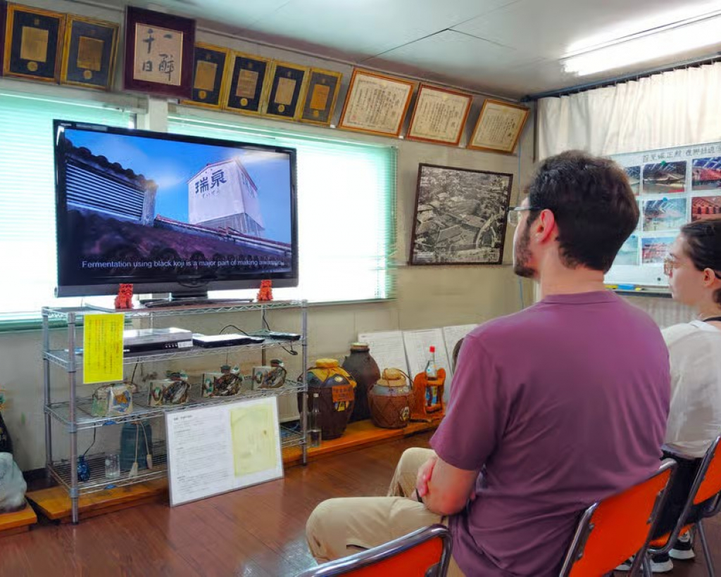 Naha: Awamori Tasting & Okinawan Liquor Culture Tour#2