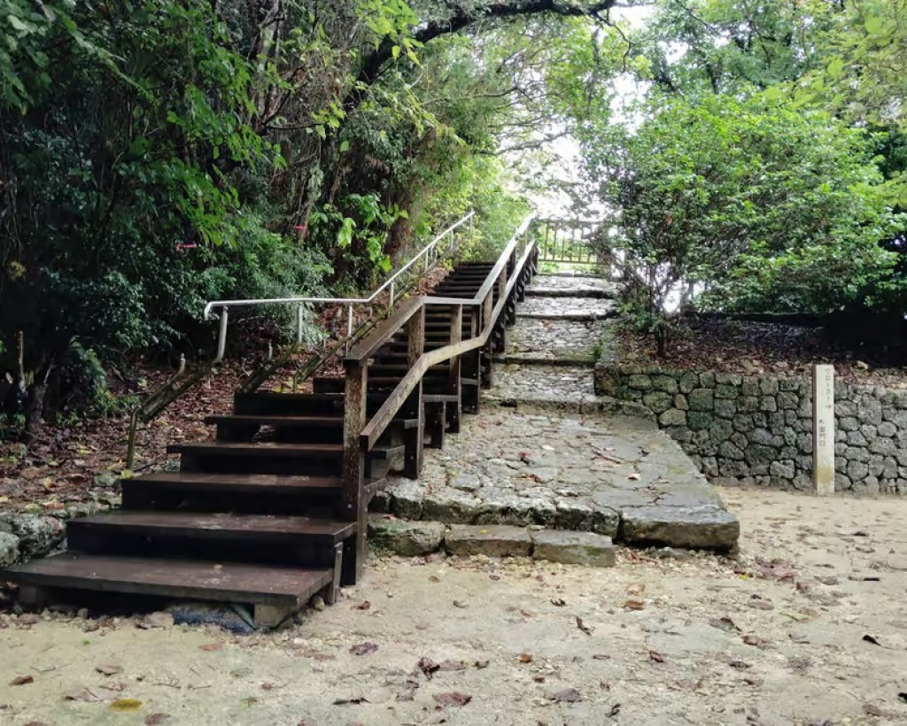 Okinawa: Sacred Sefa Utaki Walk into Ryukyu’s Spiritual#3