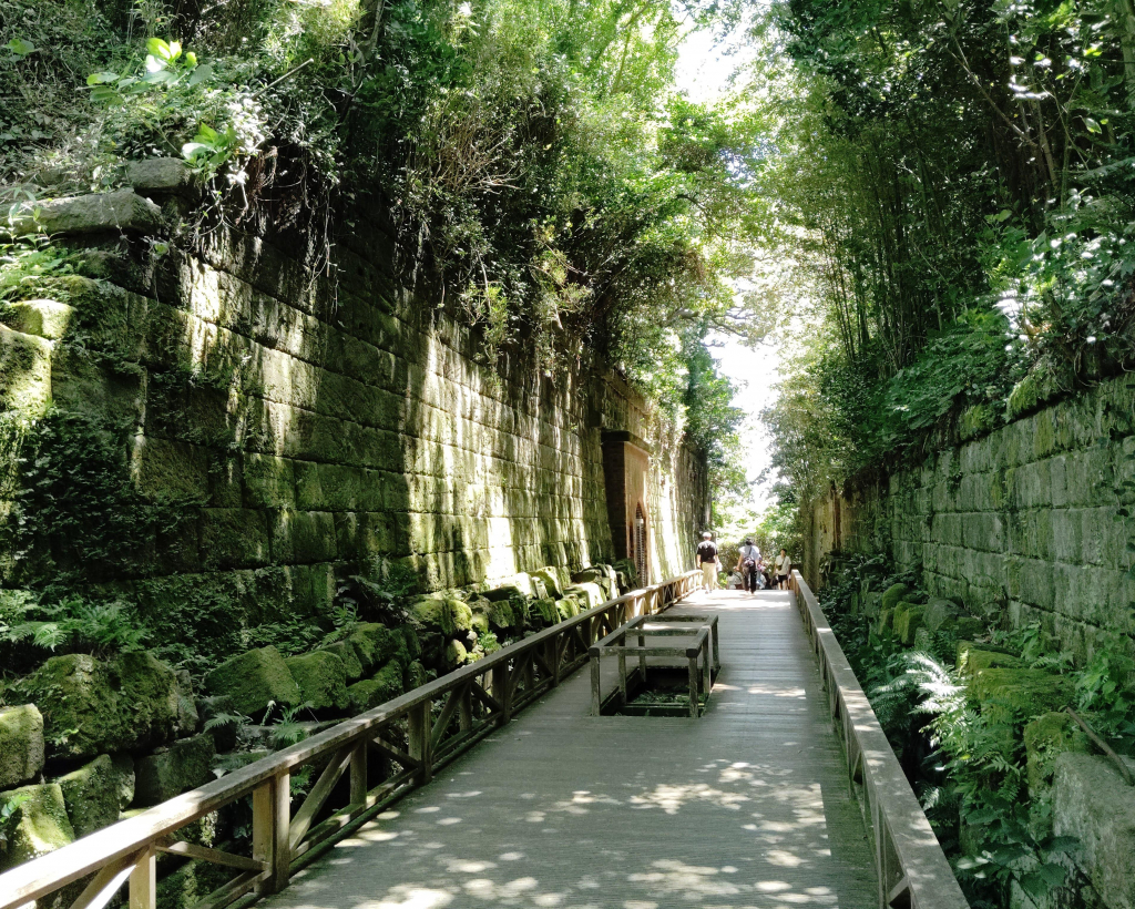 Yokosuka: Guided Island Tour to Sarushima’s Forgotten Port#4