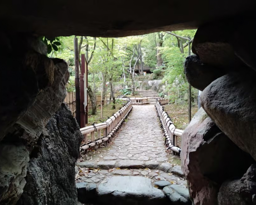 Kobe: Sorakuen Garden Guided Walking Tour#5