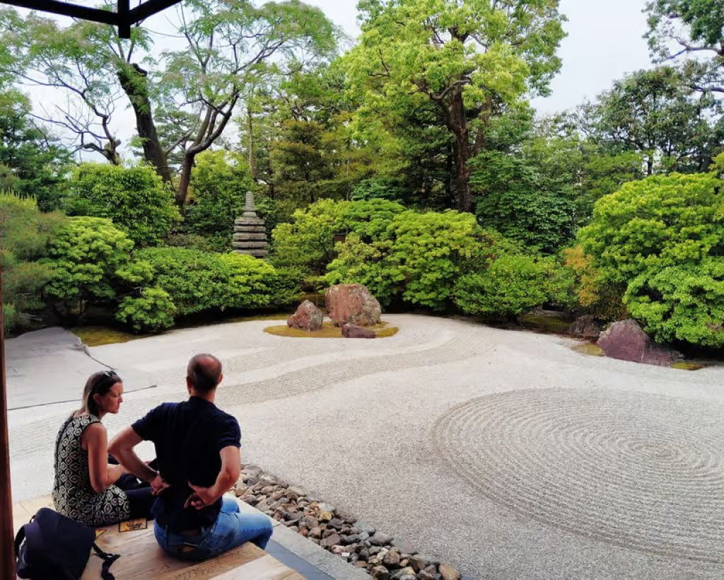 Kyoto: Zen and Art at Tranquil Kennin-ji Temple#1