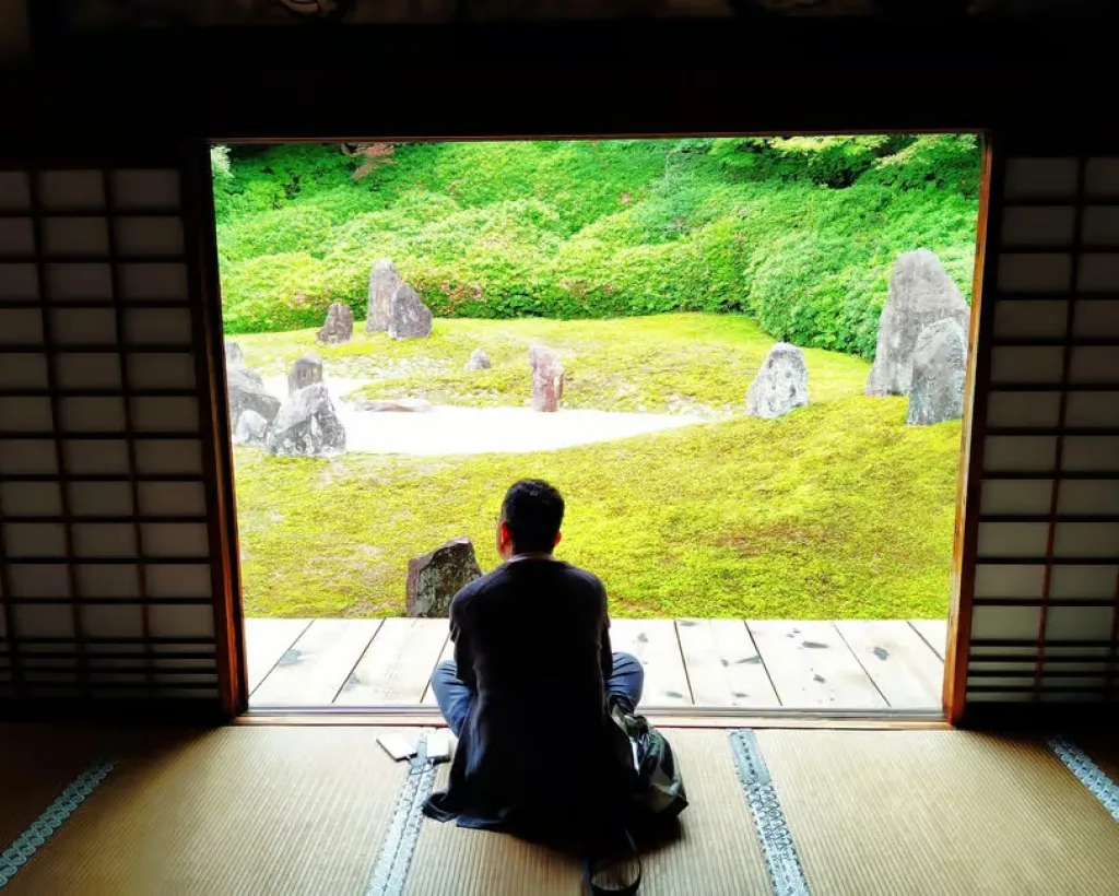 Kyoto: Tofuku-ji Temple and Komyo-in Guided Walking Tour#1