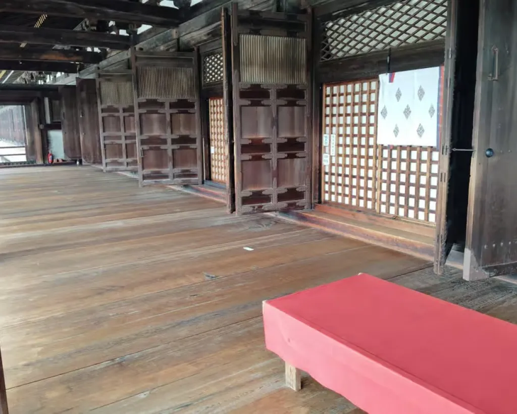 Kyoto: 1,001 Kannon Statues at Sanjūsangen-dō Temple#2