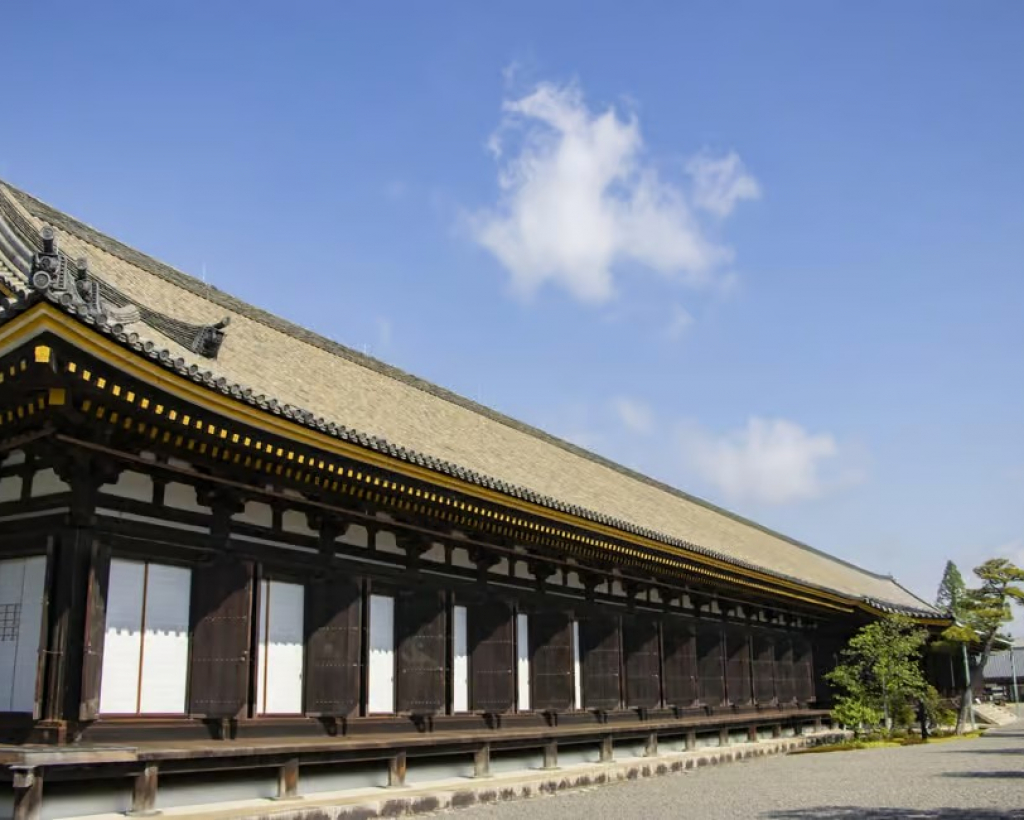 Kyoto: 1,001 Kannon Statues at Sanjūsangen-dō Temple#4