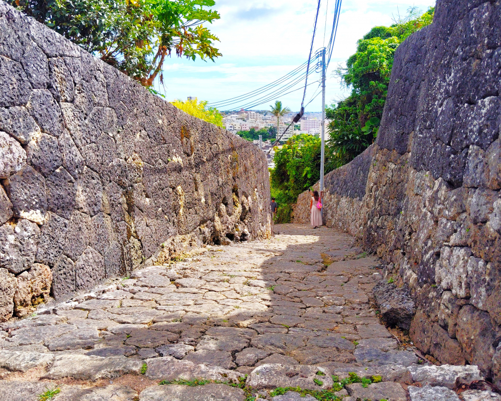 Okinawa: Shurijo Castle & Tamaudun Guided Tour - UNESCO Site#3