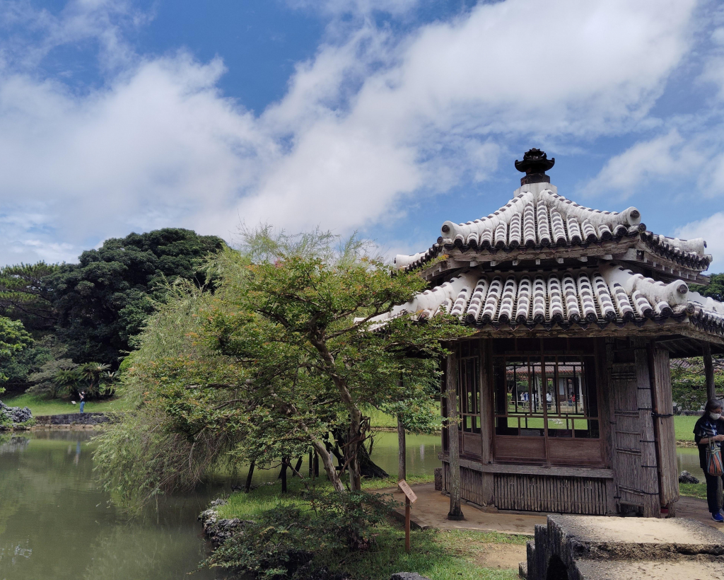 Okinawa: Shikinaen Royal Garden Guided Tour – UNESCO Site#5
