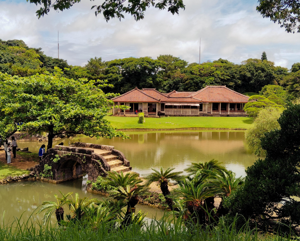 Okinawa: Shikinaen Royal Garden Guided Tour – UNESCO Site#1