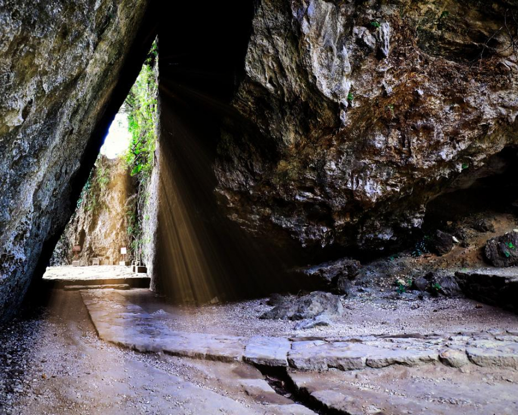 Okinawa: Sacred Sefa Utaki Walk into Ryukyu’s Spiritual#1