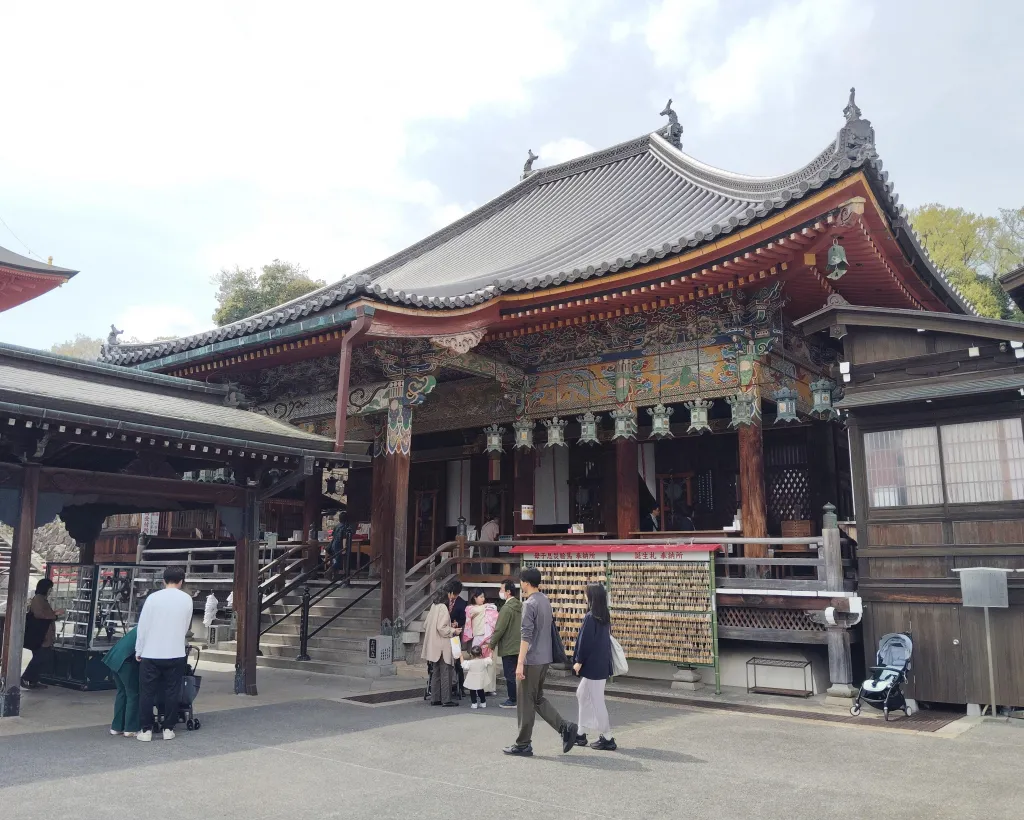 Near Osaka: Chant & Pray at Historic Nakayama-dera Temple#1