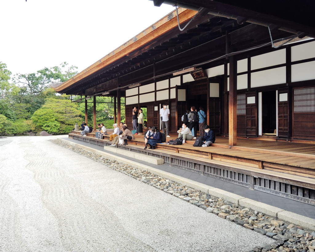 Kyoto: Zen and Art at Tranquil Kennin-ji Temple#3