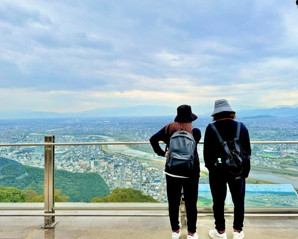 2 Hour Private Scenic Mountain Castle Tour in Gifu#1