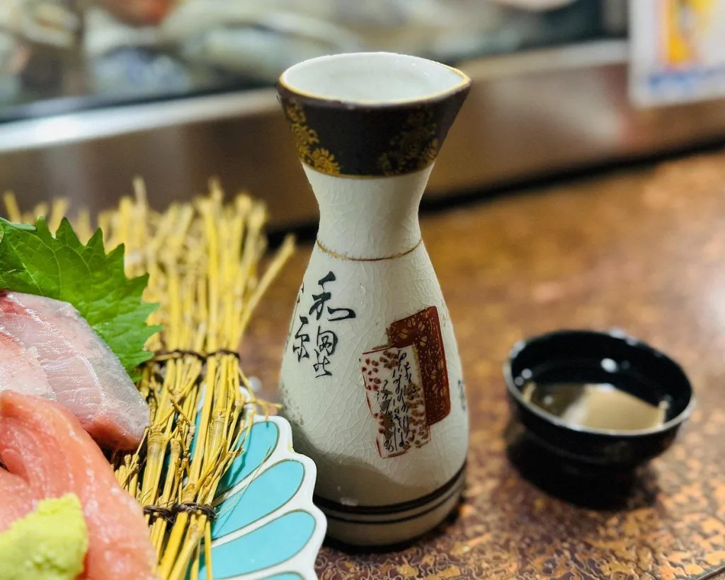 Kanazawa Private 3 Hour Bar Hopping Tour with Local Guide#5