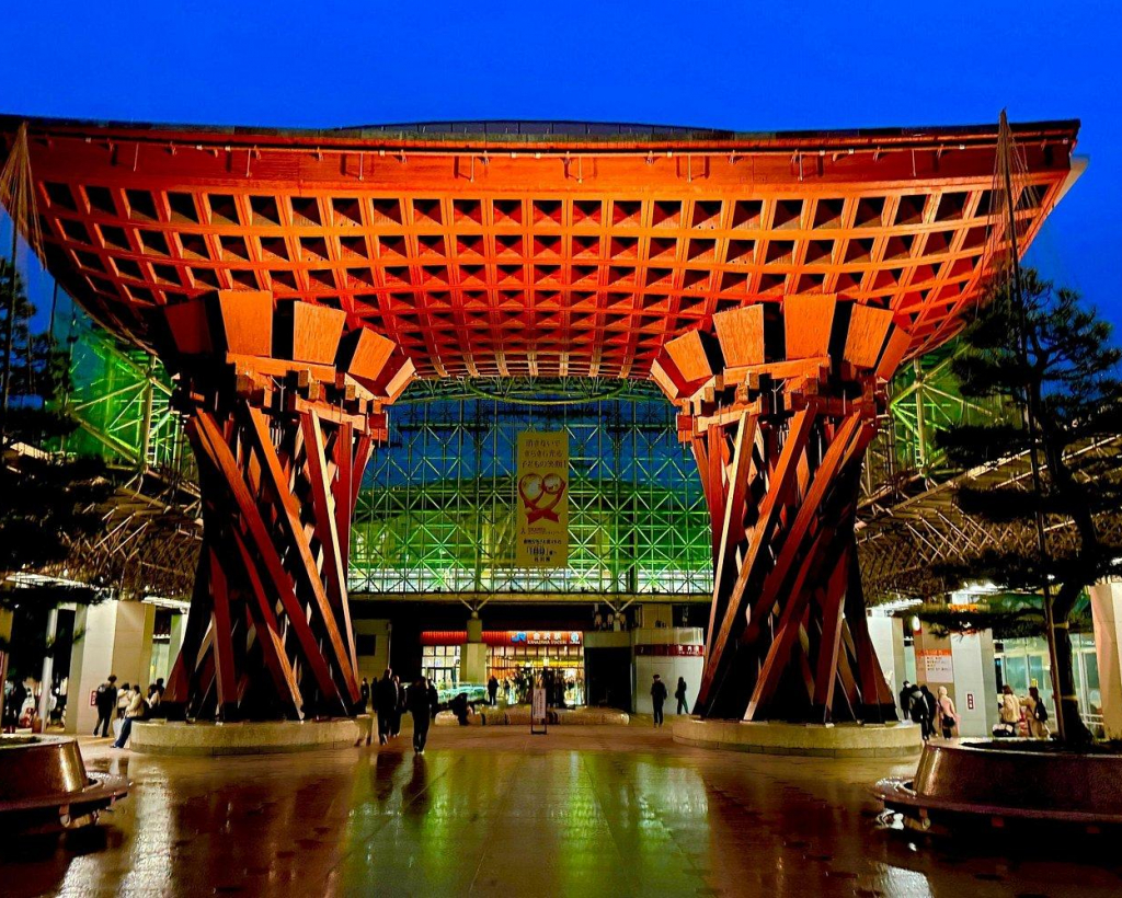 Kanazawa Private 3 Hour Bar Hopping Tour with Local Guide#2