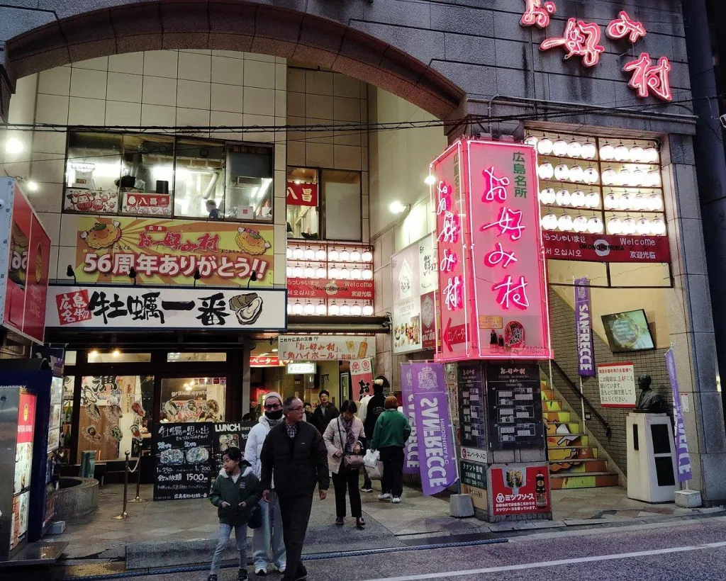 Hiroshima: Enjoy Okonomiyaki at Okonomi-mura#5