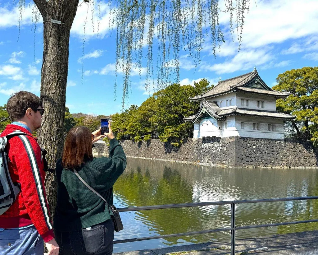 Tokyo: Edo Castle Ruins & Imperial Palace East Garden Guided Tour#1