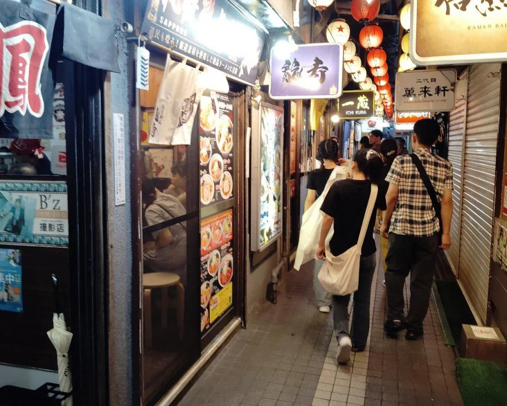 Sapporo: Night Ramen Crawl Through the Famous Yokocho Alley#3