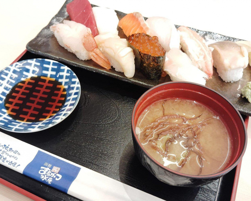 Hakodate: Morning Market Tour with Seafood Tasting Options#2