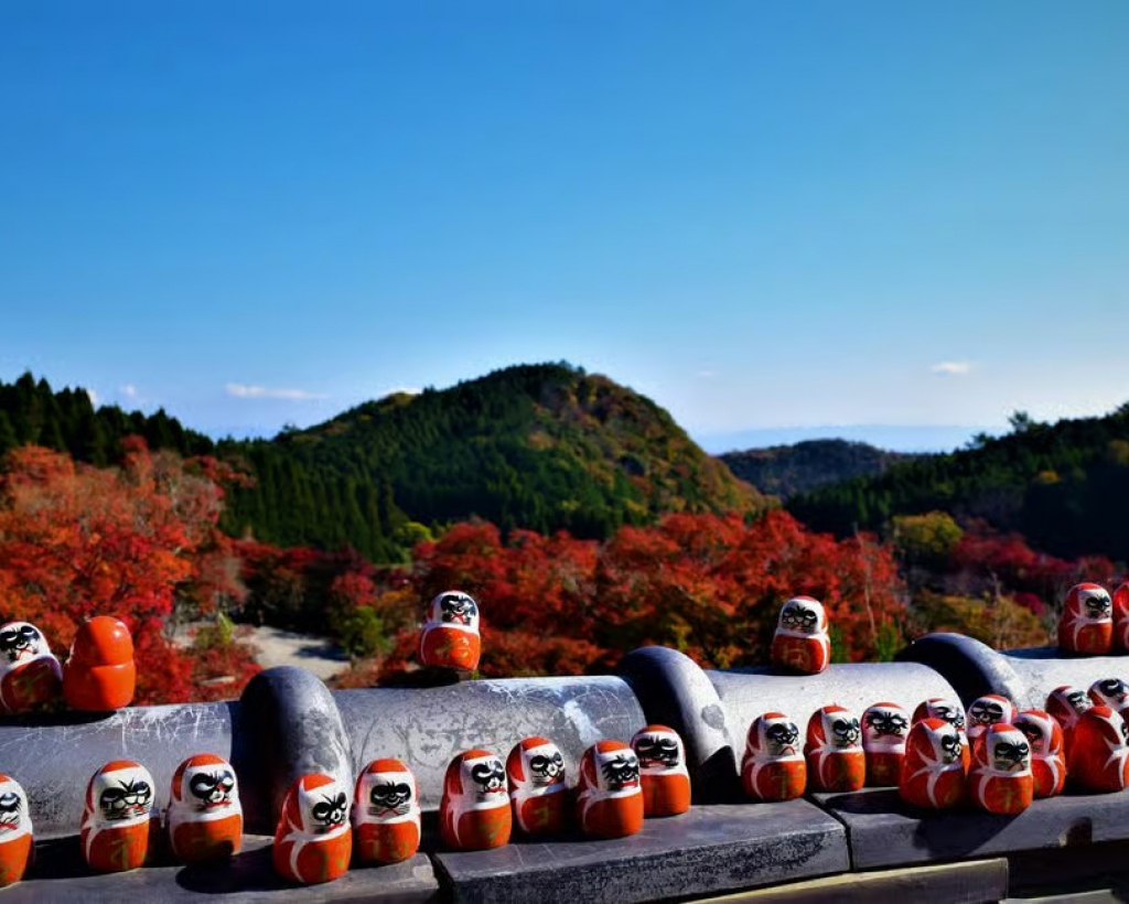 Osaka: Katsuo-ji Temple with Hundreds of Daruma Figures#4