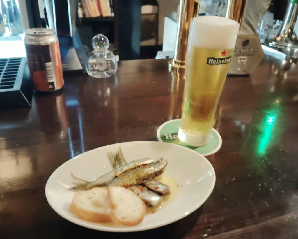Shiga: Nagahama Guided Bar-Hopping Tour with Food and Drinks#2