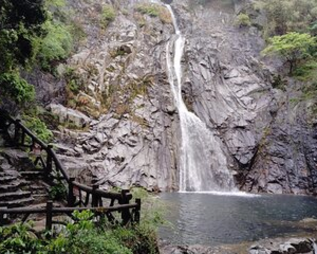 Kobe: Nunobiki Falls Morning Guided Hike#1