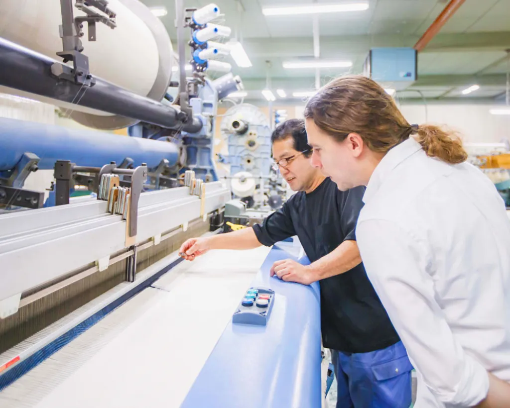 大阪：世界唯一的柔道服製造商 －「九樱」参观日本顶级的柔道服工厂#2