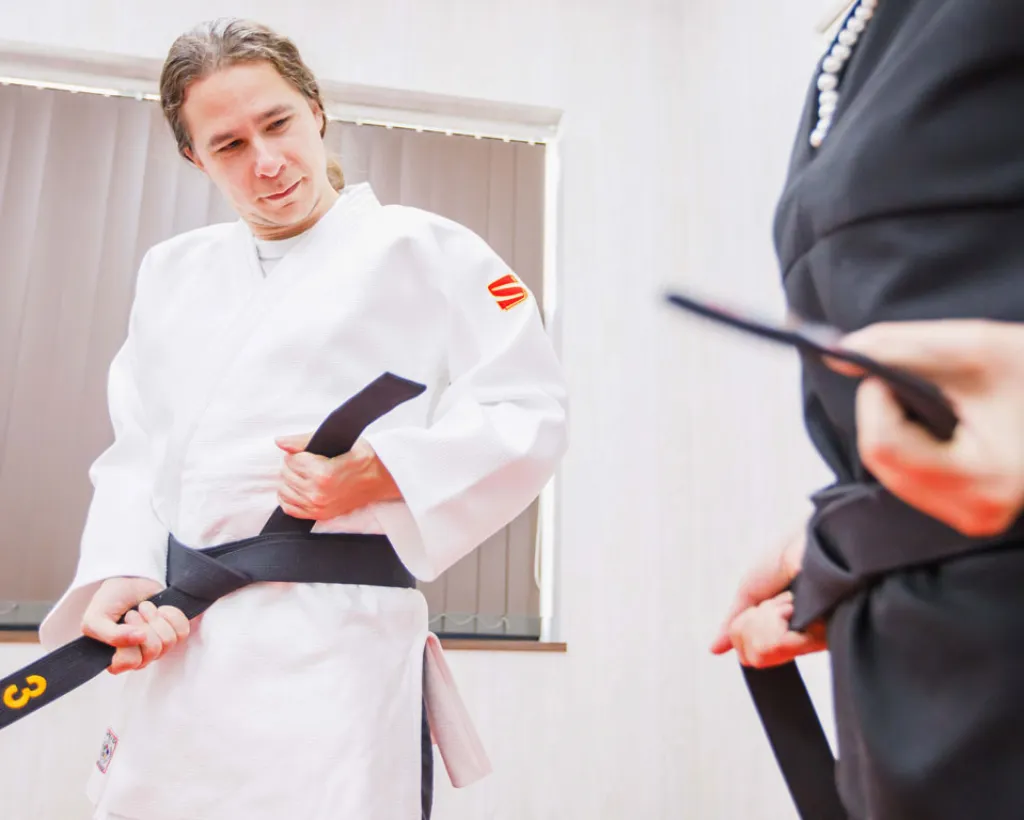 大阪：世界唯一的柔道服製造商 －「九樱」参观日本顶级的柔道服工厂#3