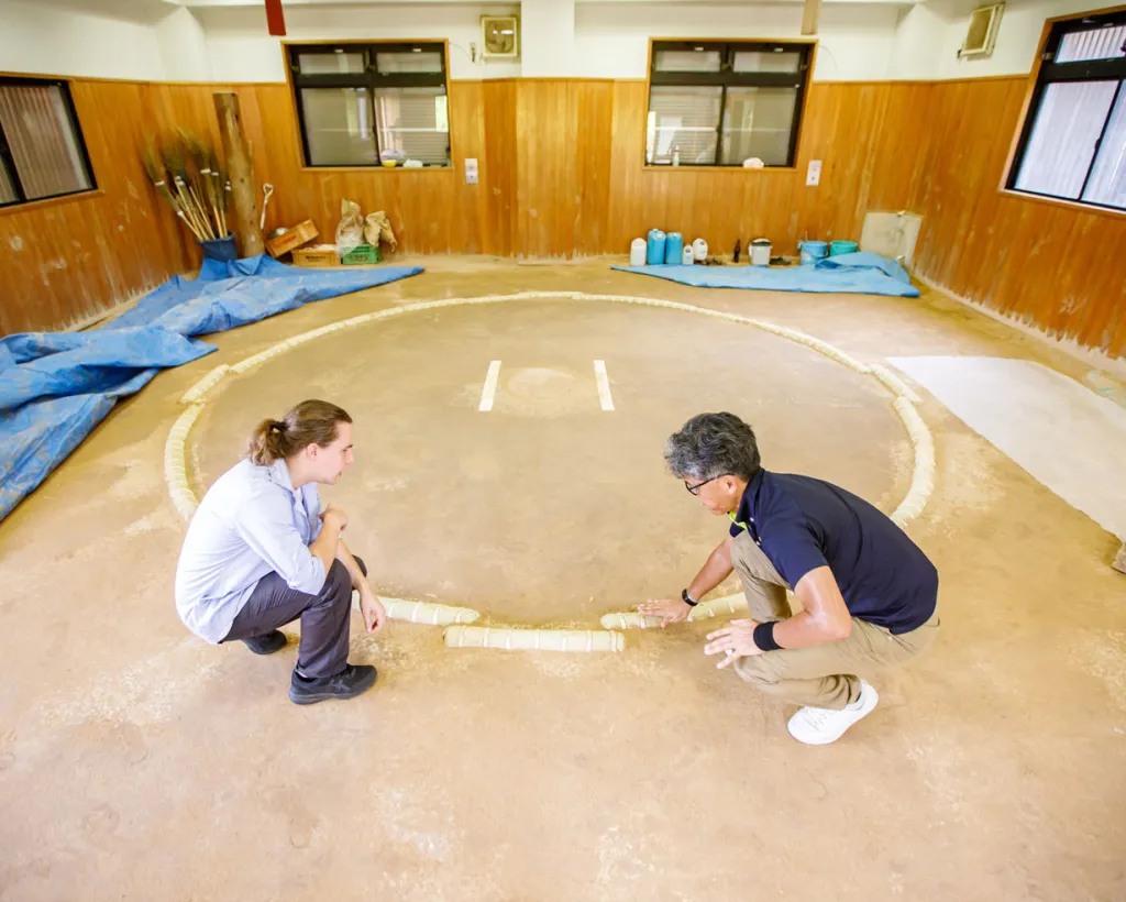 大阪：在真正的土俵上练习相扑的动作、参观练习场#4