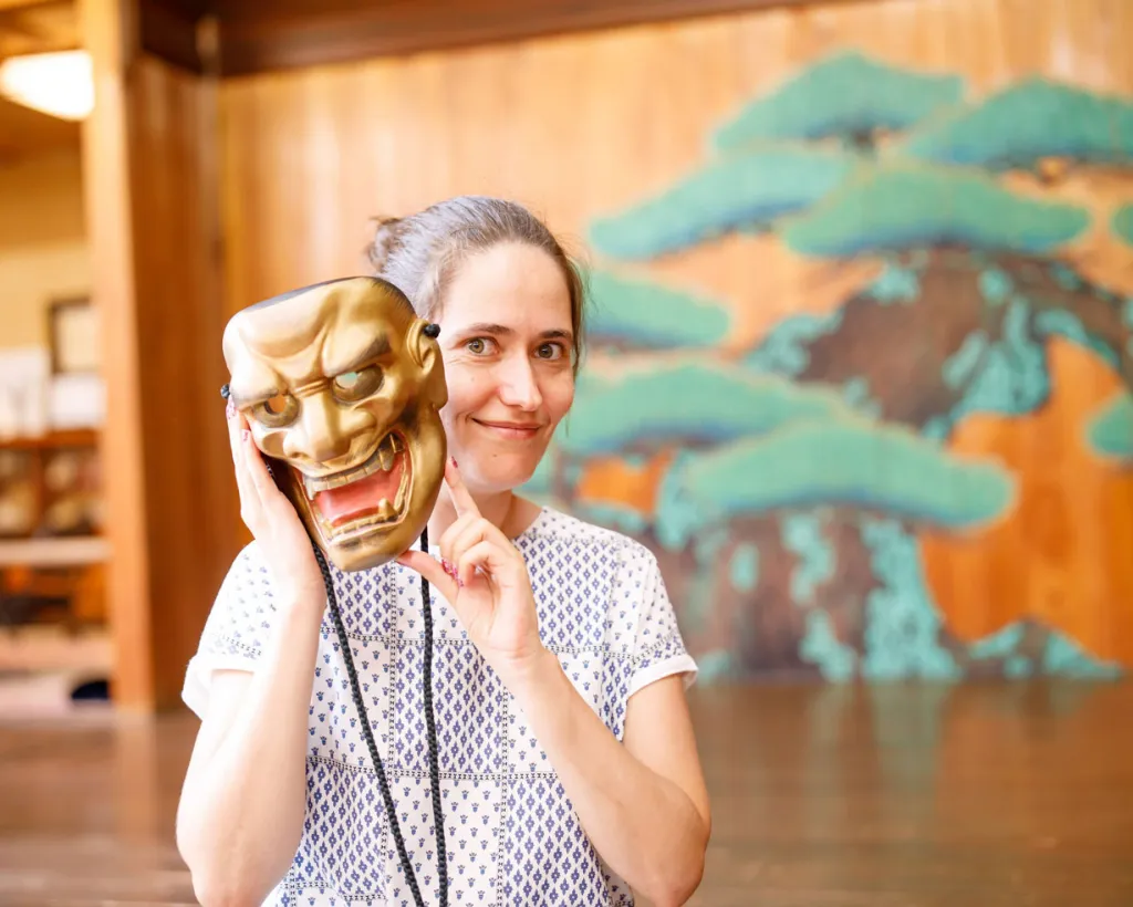 大阪最古老的能舞台與參觀岸和田城的文化之旅#1