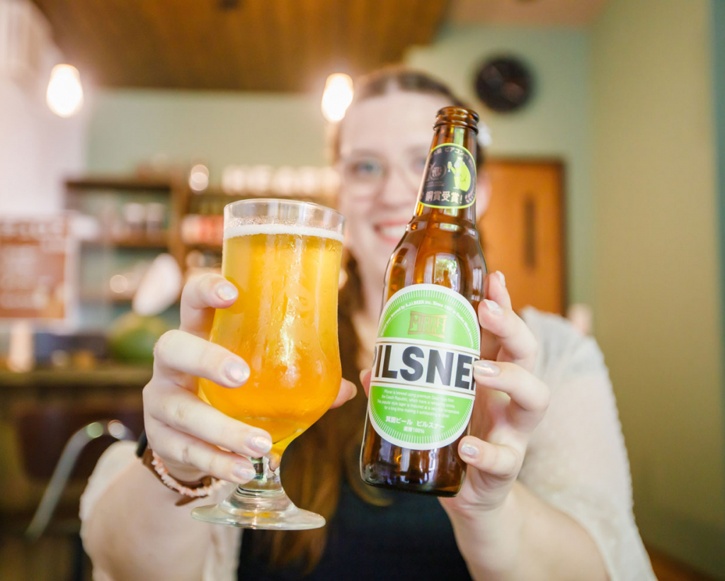 Osaka: Craft beer tasting and majestic waterfall hiking tour#4