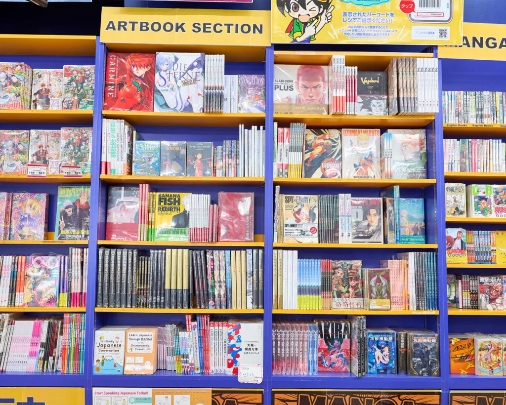 Osaka Nipponbashi: Anime, games and figurines Otaku culture tour#5