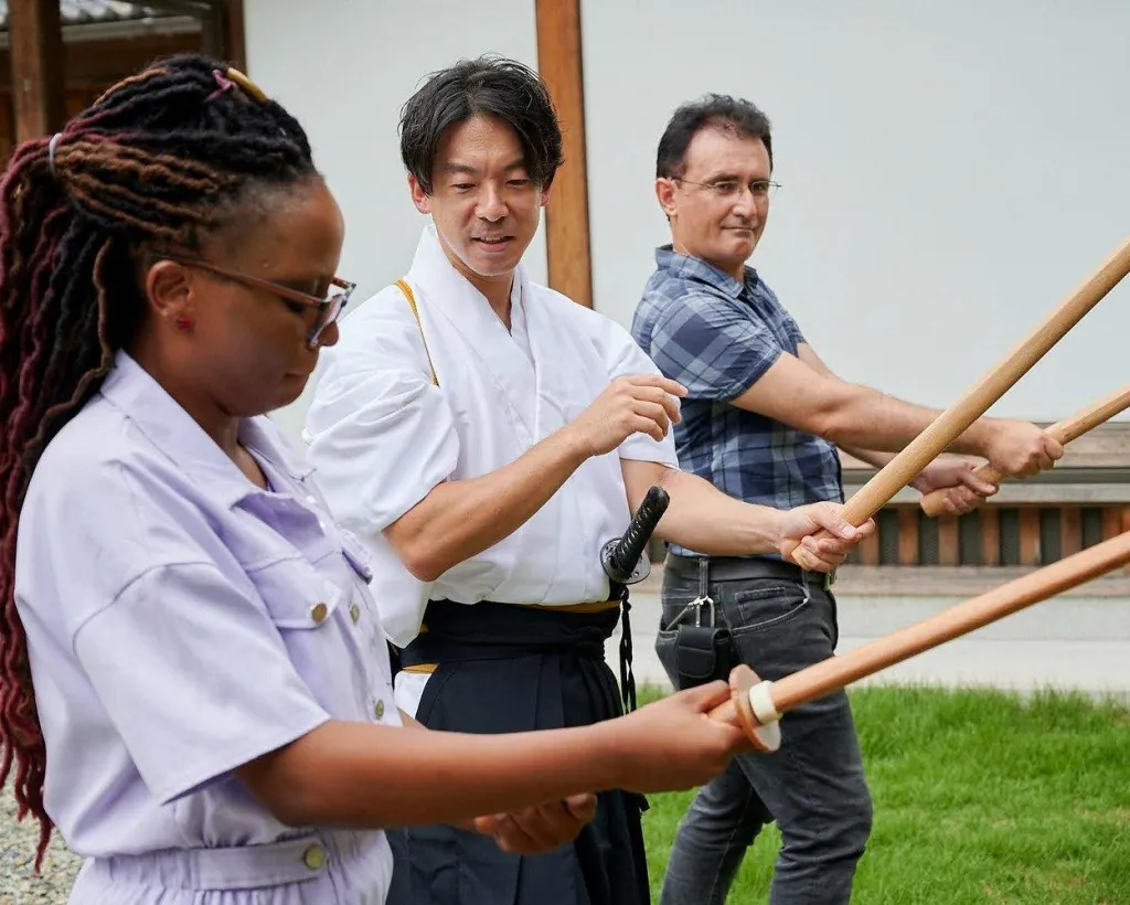 Osaka: Samurai Sword Experience at Historic Kōzu Shrine#3