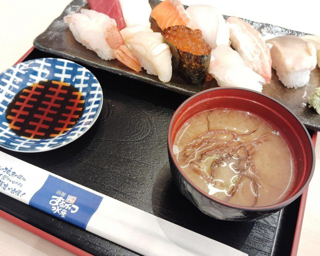 Wakayama: Explore Japan’s Seafood Culture at Toretore Market#1