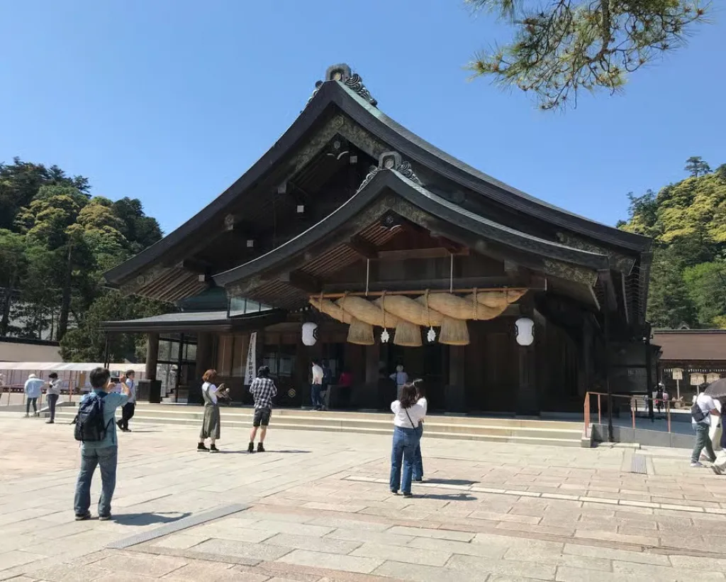 Izumo: Walking the Sacred Grounds of Izumo Taisha#1