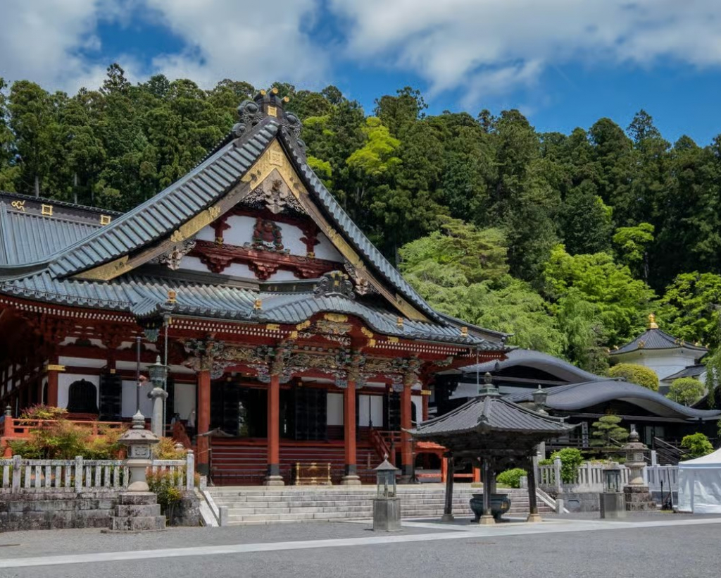 Yamanashi: Minobusan, Japan’s Sacred Mountain of Faith#5
