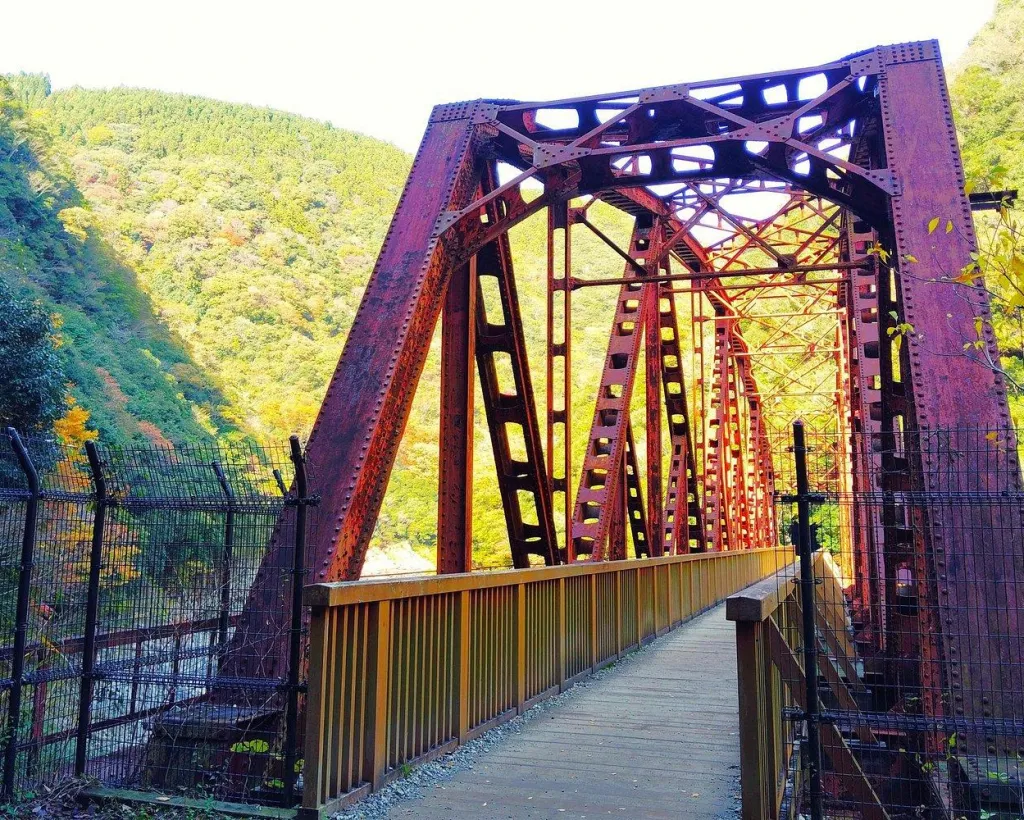 Near Osaka: Secret Abandoned Railway Gorge Hike#3