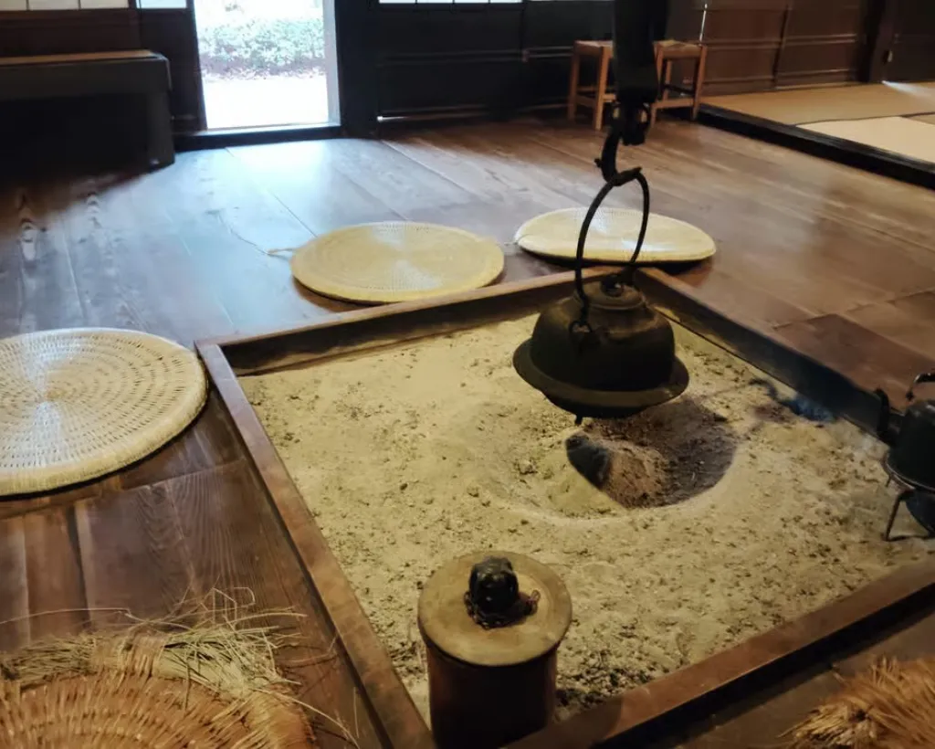 Hida: Discover Gero Onsen’s Historic Gassho Village#4