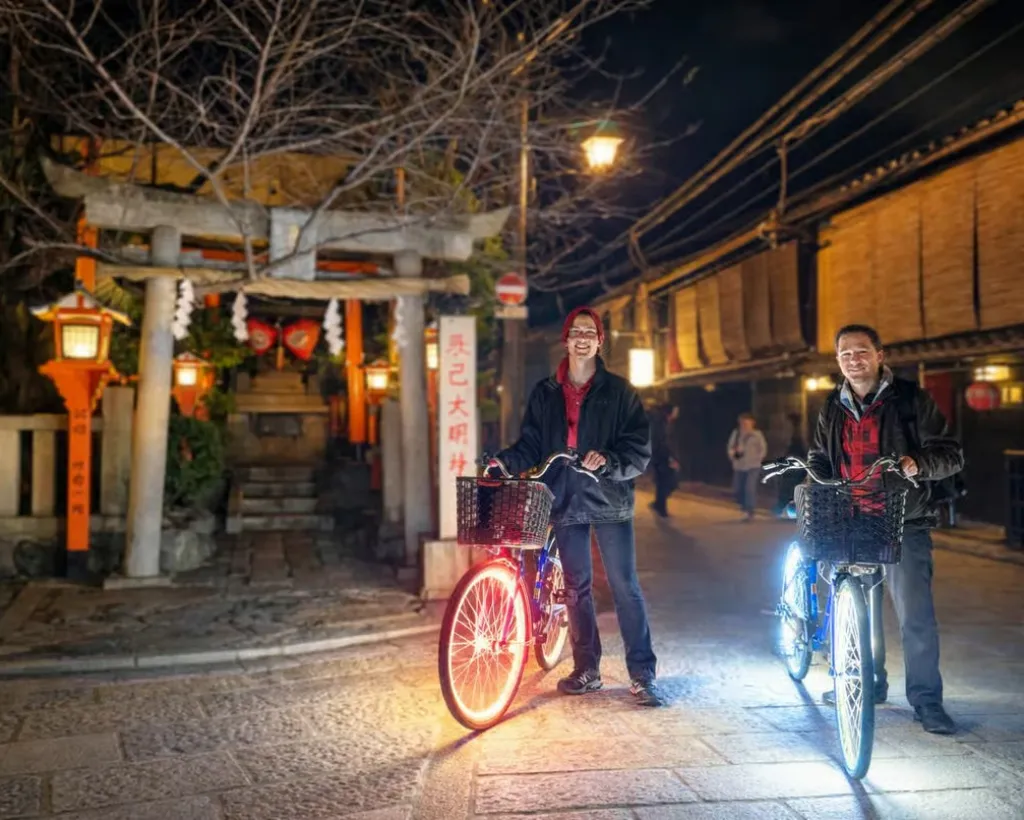Kyoto: Private LED E-Bike Night Ride Through Gion#1
