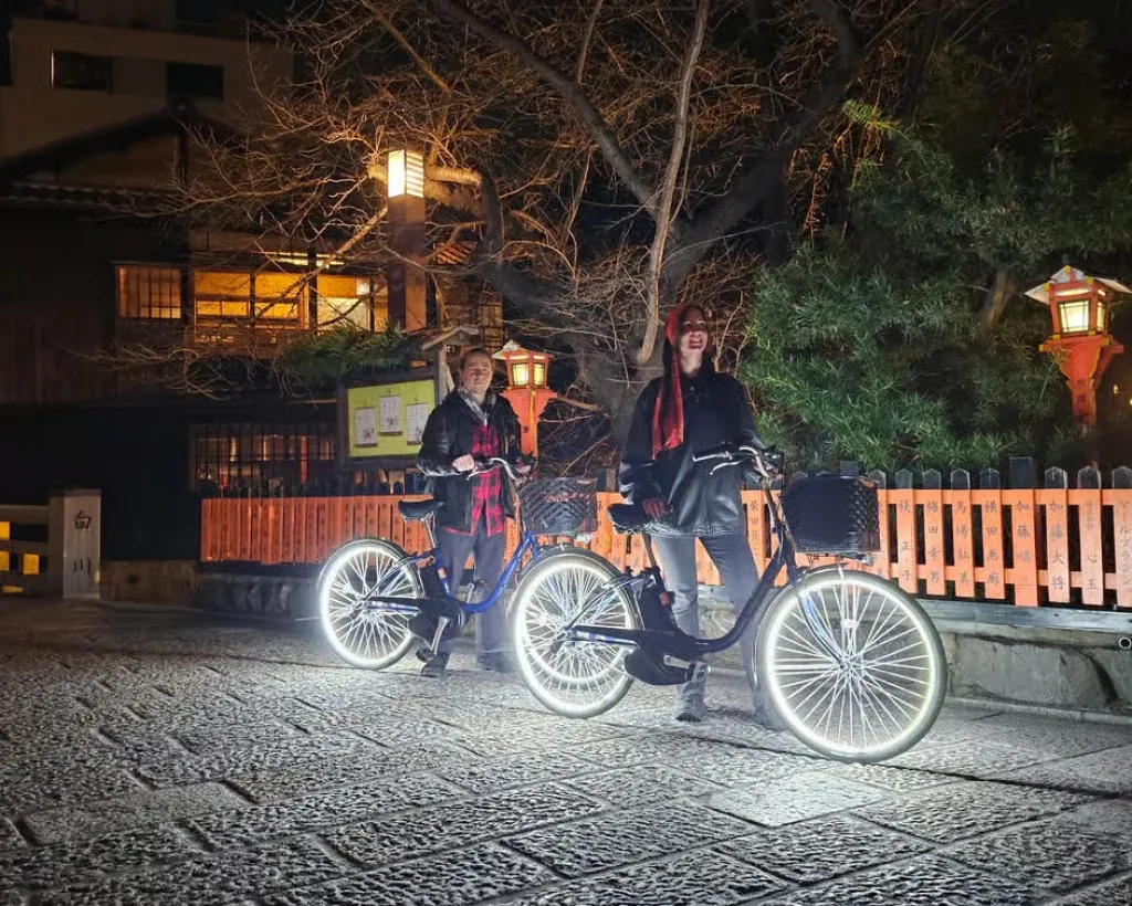 Kyoto: Private LED E-Bike Night Ride Through Gion#2