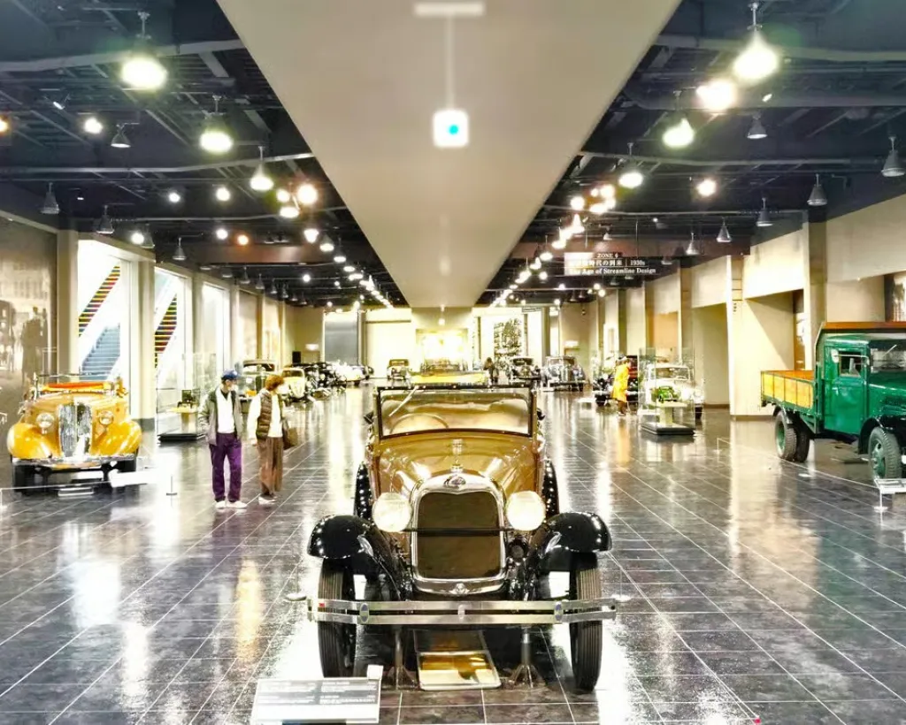 Toyota Automobile Museum & Historic Cars in Motion#1