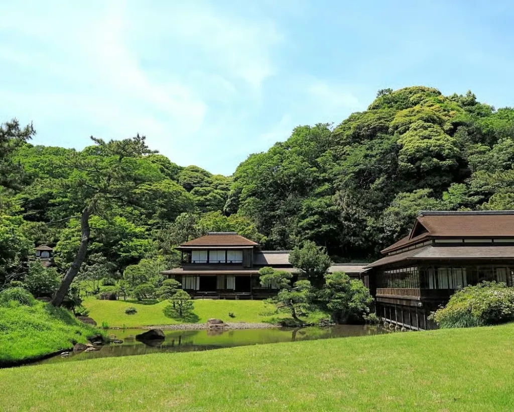 Yokohama: Sankeien Garden Private Guided Walking Tour#1