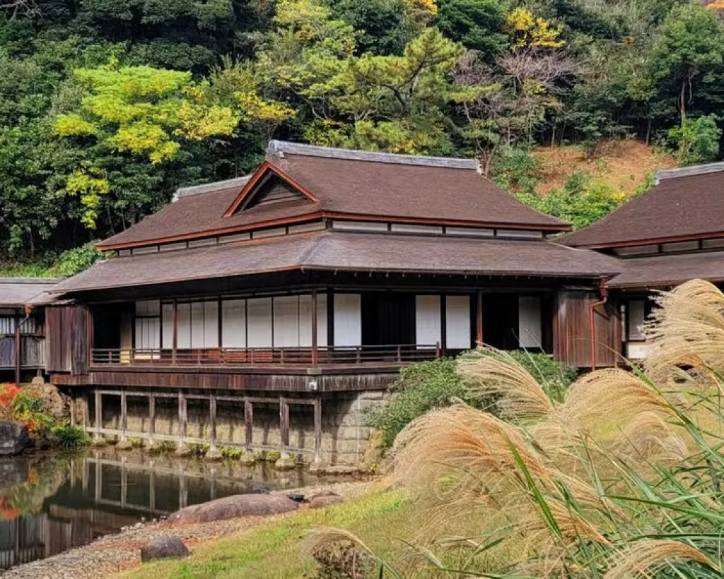 Yokohama: Sankeien Garden Private Guided Walking Tour#5