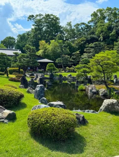 Kyoto: Nijo Castle & Gardens 2-Hour Guided Tour