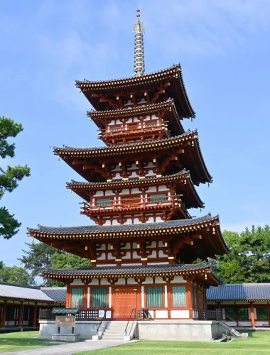 Nara: Yakushi-ji Temple - 1300 Years of Beauty in 60 Minutes
