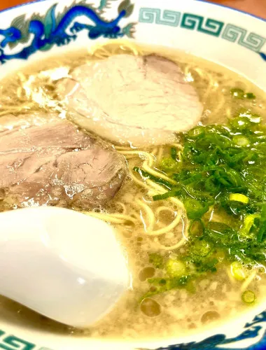Kurume: Tonkotsu Ramen Guided Tour with 2 Bowls of Ramen
