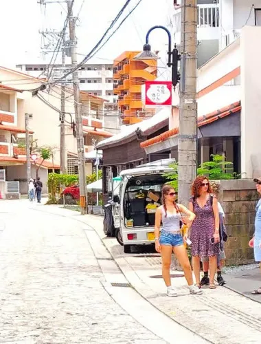 Naha: Yachimun Pottery and Local Crafts in Tsuboya Tour