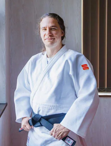 Osaka: Tour of Japan's Premier Judo Uniform Factory at Kusakura, the World's Sole Manufacturer of Judo Uniforms