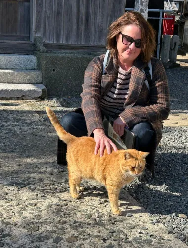 Ainoshima Island: Cats, Culture, and Scenic Beauty Tour